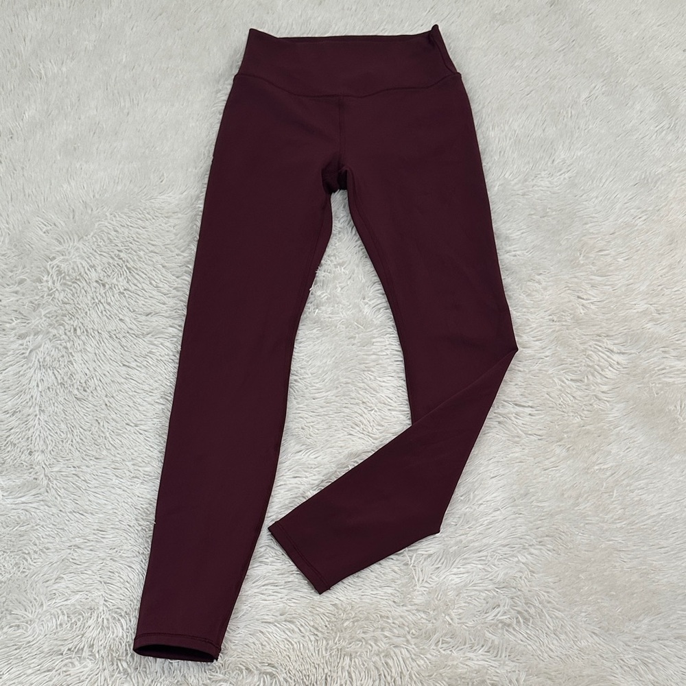Vuori Women's Leggings in Deep Burgundy LIKE NEW